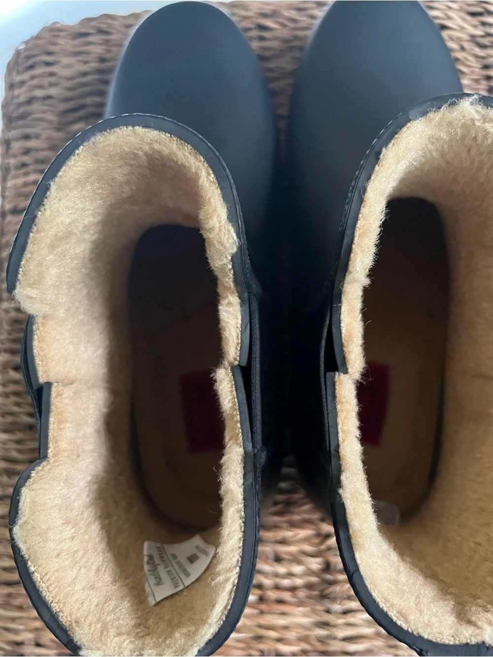Women’s Chooka Black Chelsea Rain Boots with Cozy Lining